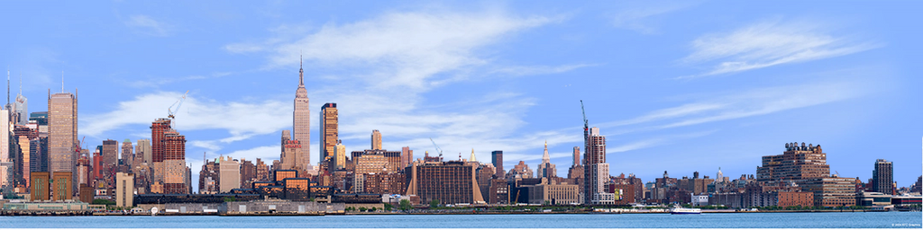 New York Manhattan Skyline Full with Water right side