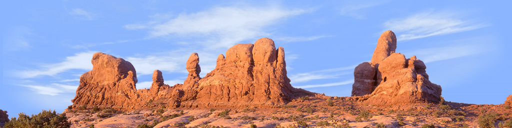 Red Rock Monuments Moab Utah right