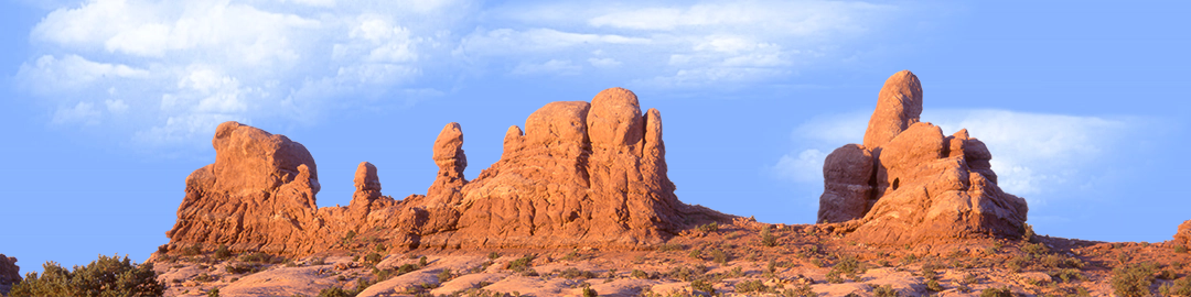 Red Rock Monuments Moab Utah right