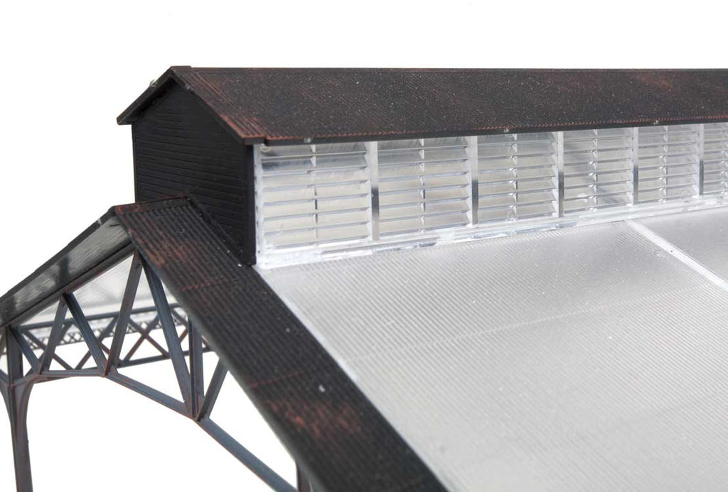 2984 Train Shed with Clear Roof HO