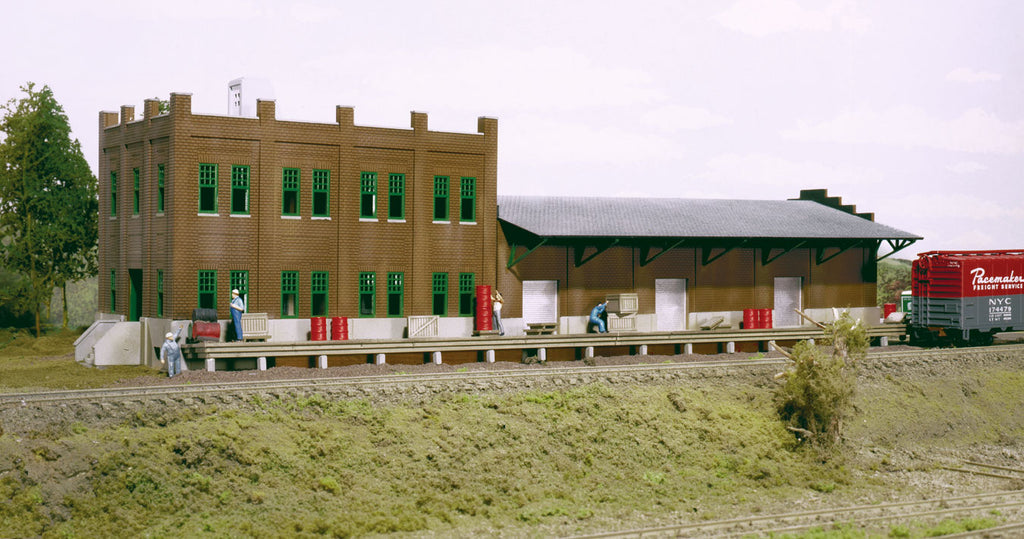 3009 Water Street Freight Terminal HO