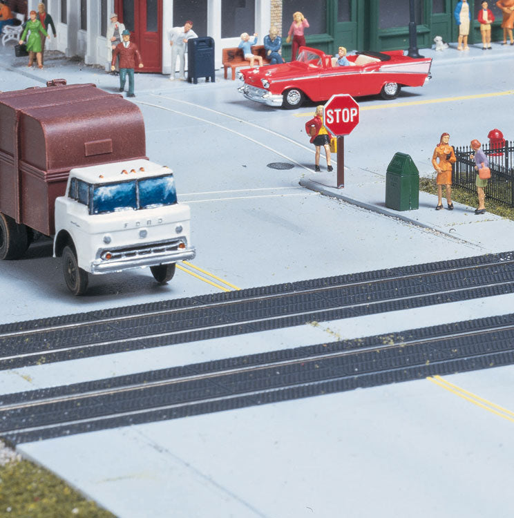 3137 Rubber Mat Style Grade Crossing HO