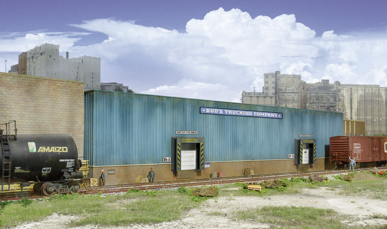 3192 Bud's Trucking Company Background Building HO
