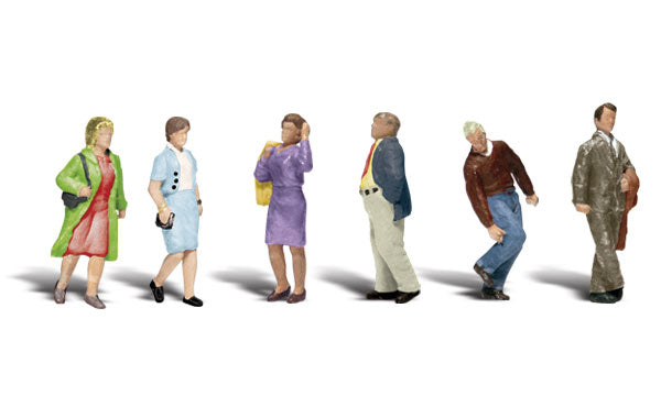 People Walking 6/