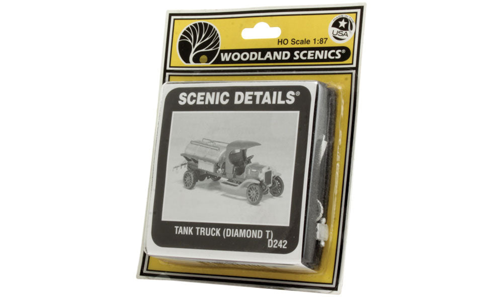 Diamond T tank truck